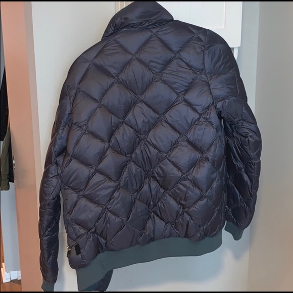 Patagonia puffer jacket - Picture 2 of 4